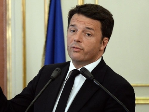 Flop nella sfiducia a Renzi, il Governo va avanti e si difende Foto